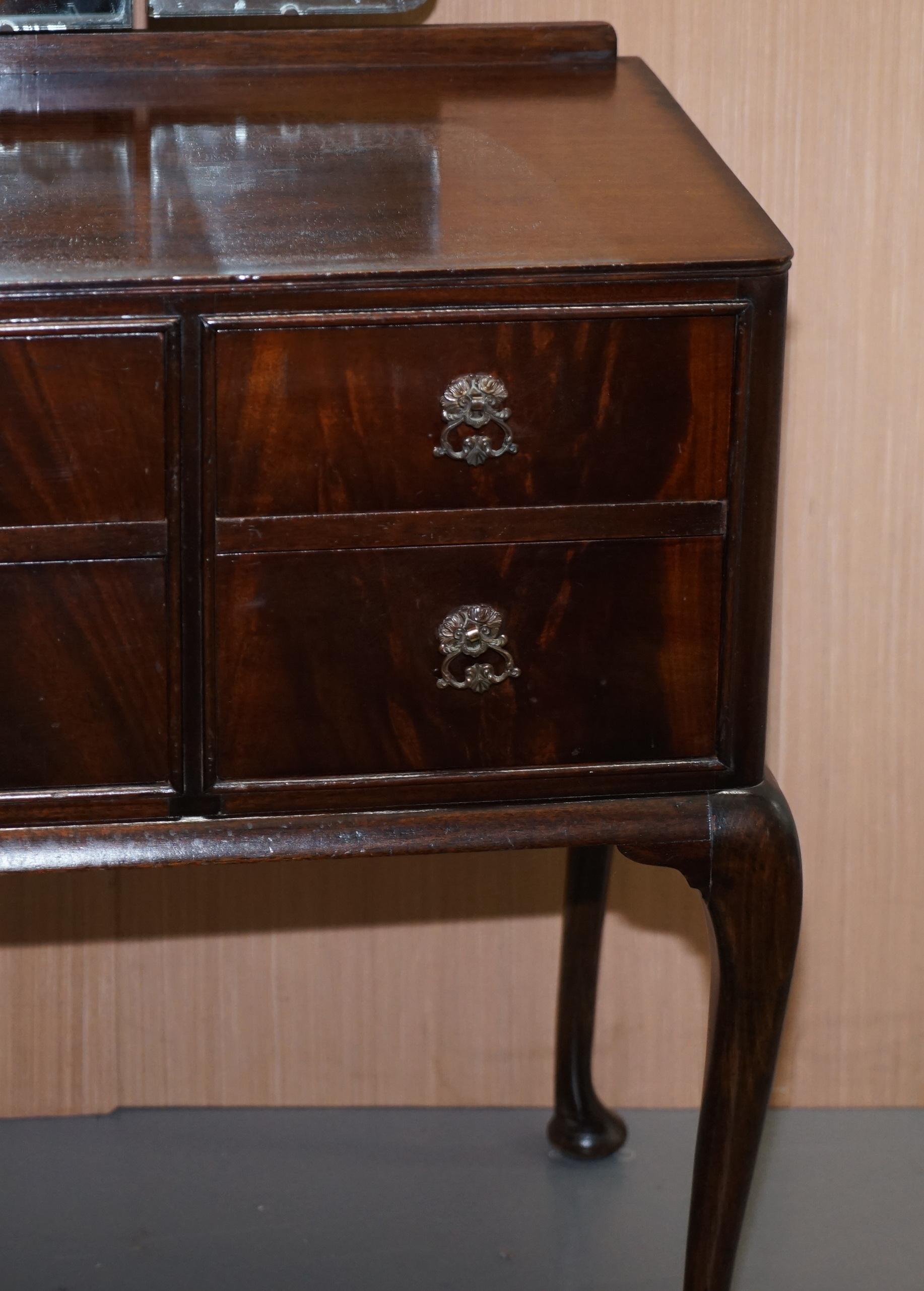 Nice Vintage Beithcraft Furniture Mahogany Dressing Table Part of Lovely Suite 1
