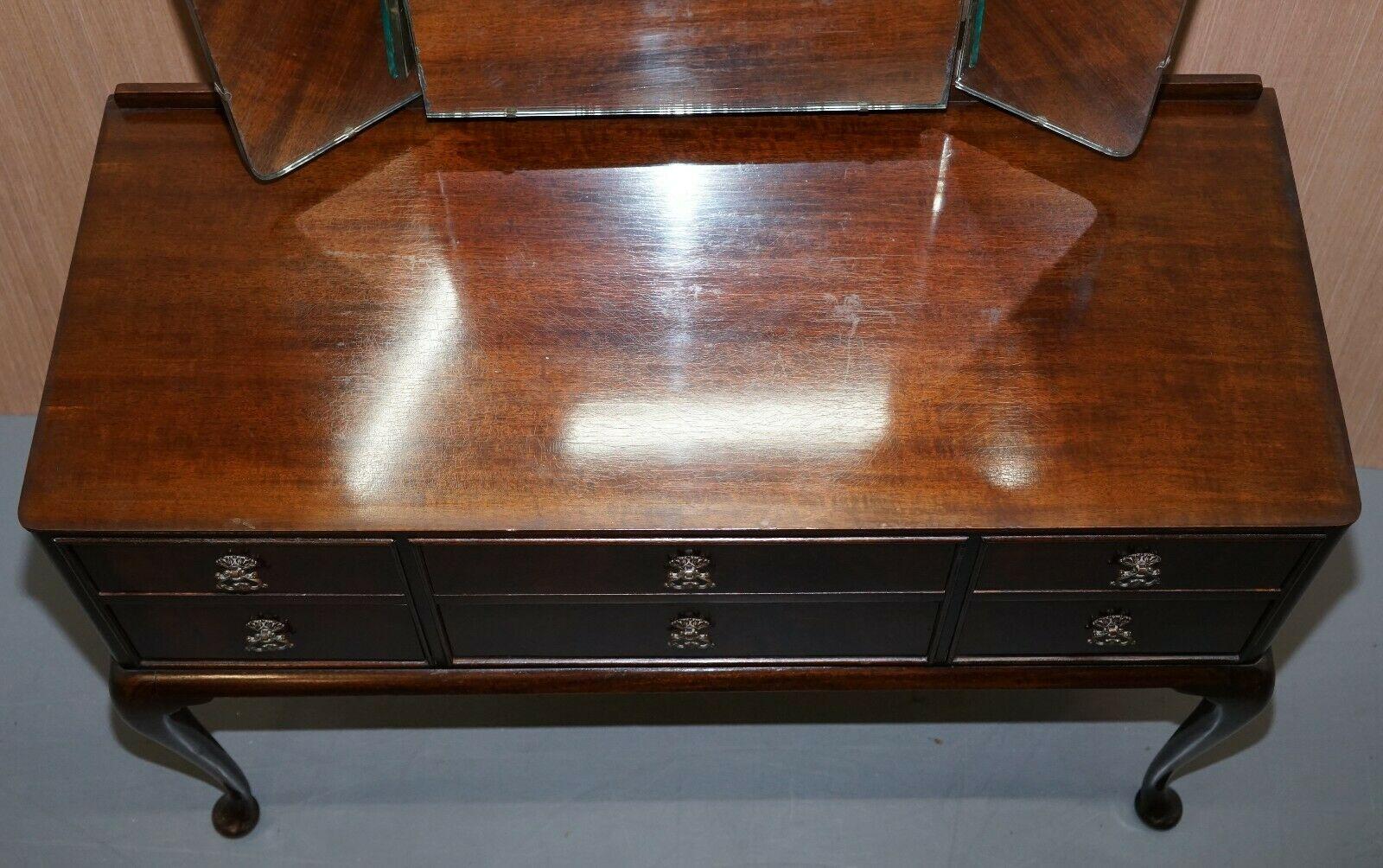 Scottish Nice Vintage Beithcraft Furniture Mahogany Dressing Table Part of Lovely Suite