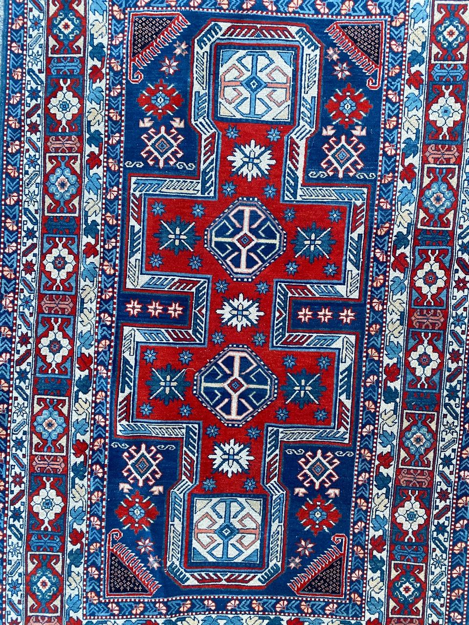 Very beautiful midcentury chirwan rug with nice geometrical Kazak style design and beautiful colors, entirely and finely hand knotted with wool velvet on cotton foundation.

✨✨✨
