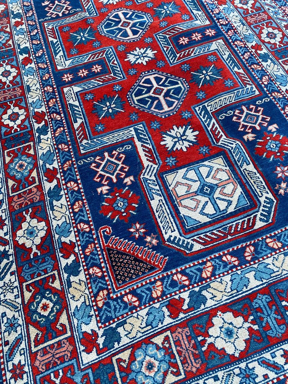 Bobyrug's Nice Vintage Kaukasisch Chirwan Teppich (20. Jahrhundert) im Angebot