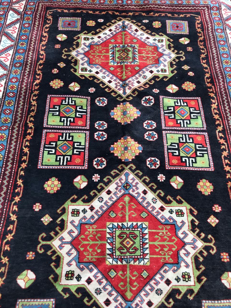 Nice Vintage Caucasian Shirvan Rug In Good Condition For Sale In Saint Ouen, FR