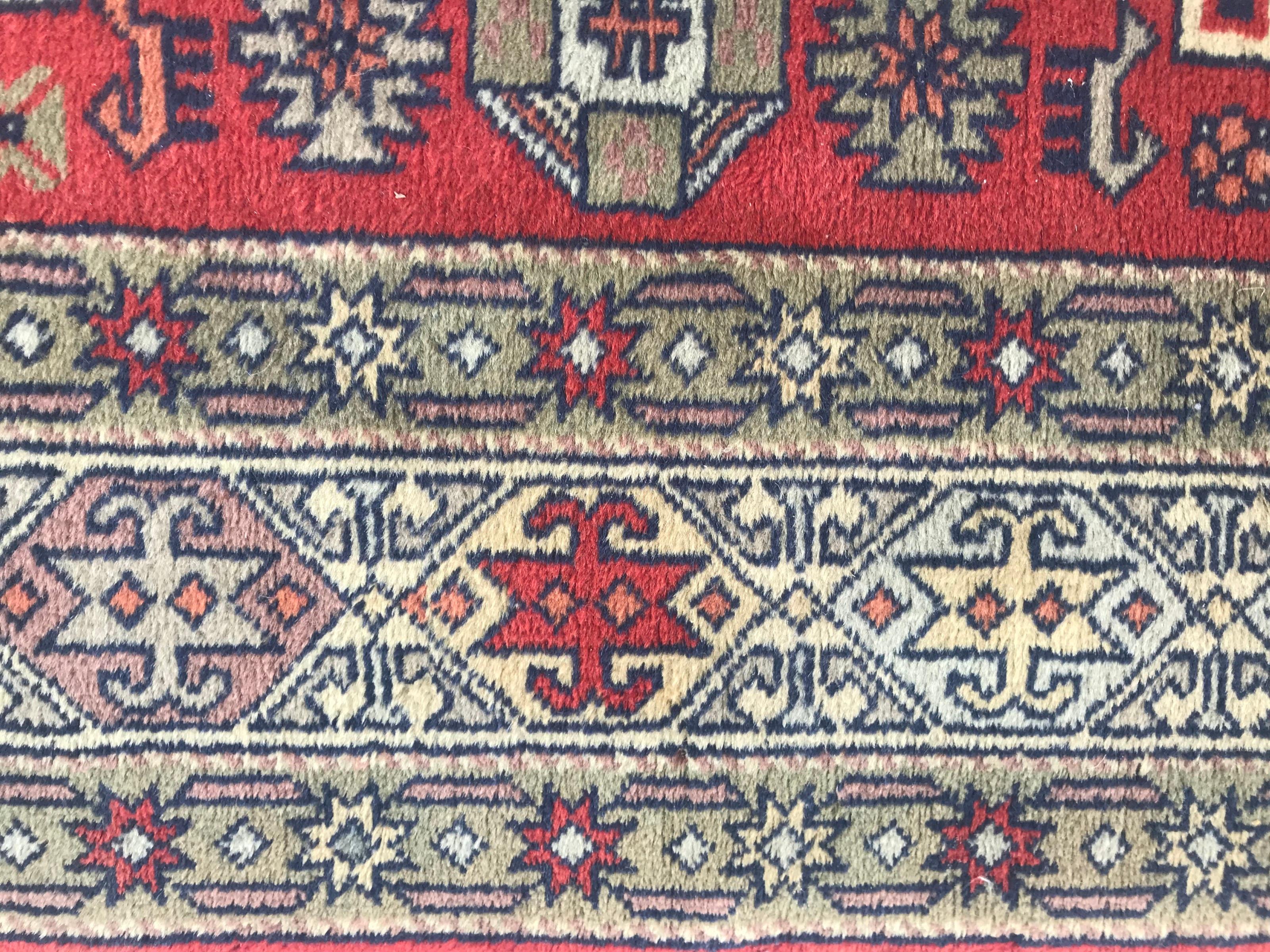 Nice Vintage Fine Caucasian Shirvan Rug In Good Condition For Sale In Saint Ouen, FR
