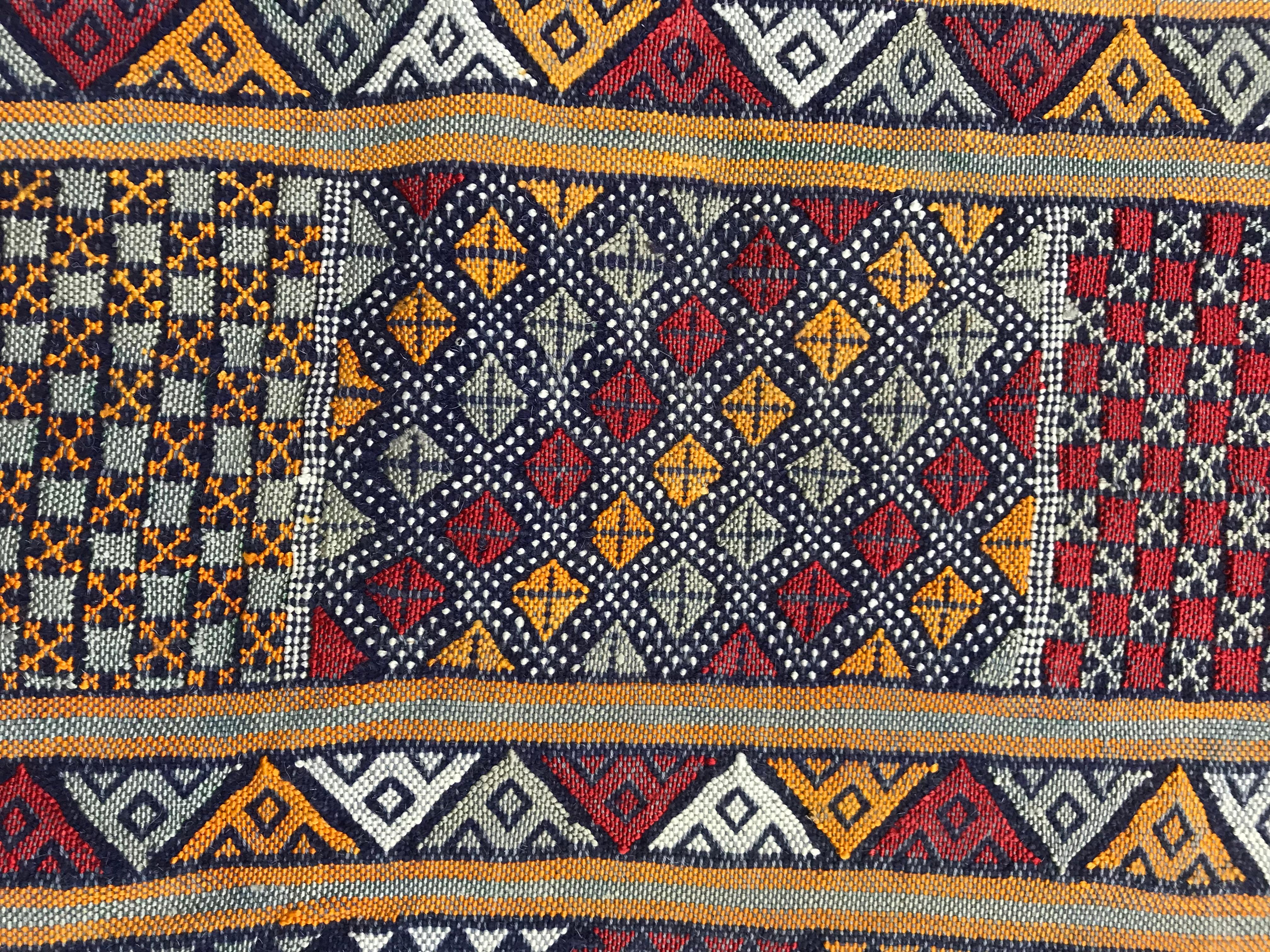 Nice Vintage Flat Silk Woven Moroccan Kilim Rug 2