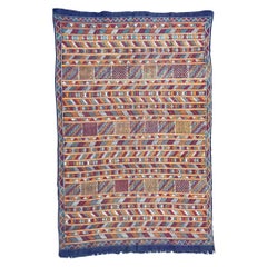 Nice Vintage Flat Silk Woven Moroccan Kilim Rug