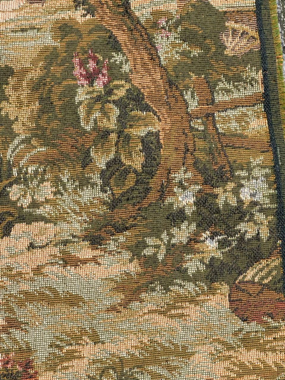 Schöner französischer Jacquard-Wandteppich im Aubusson-Stil im Aubusson-Stil mit Kissenfront (Wolle) im Angebot