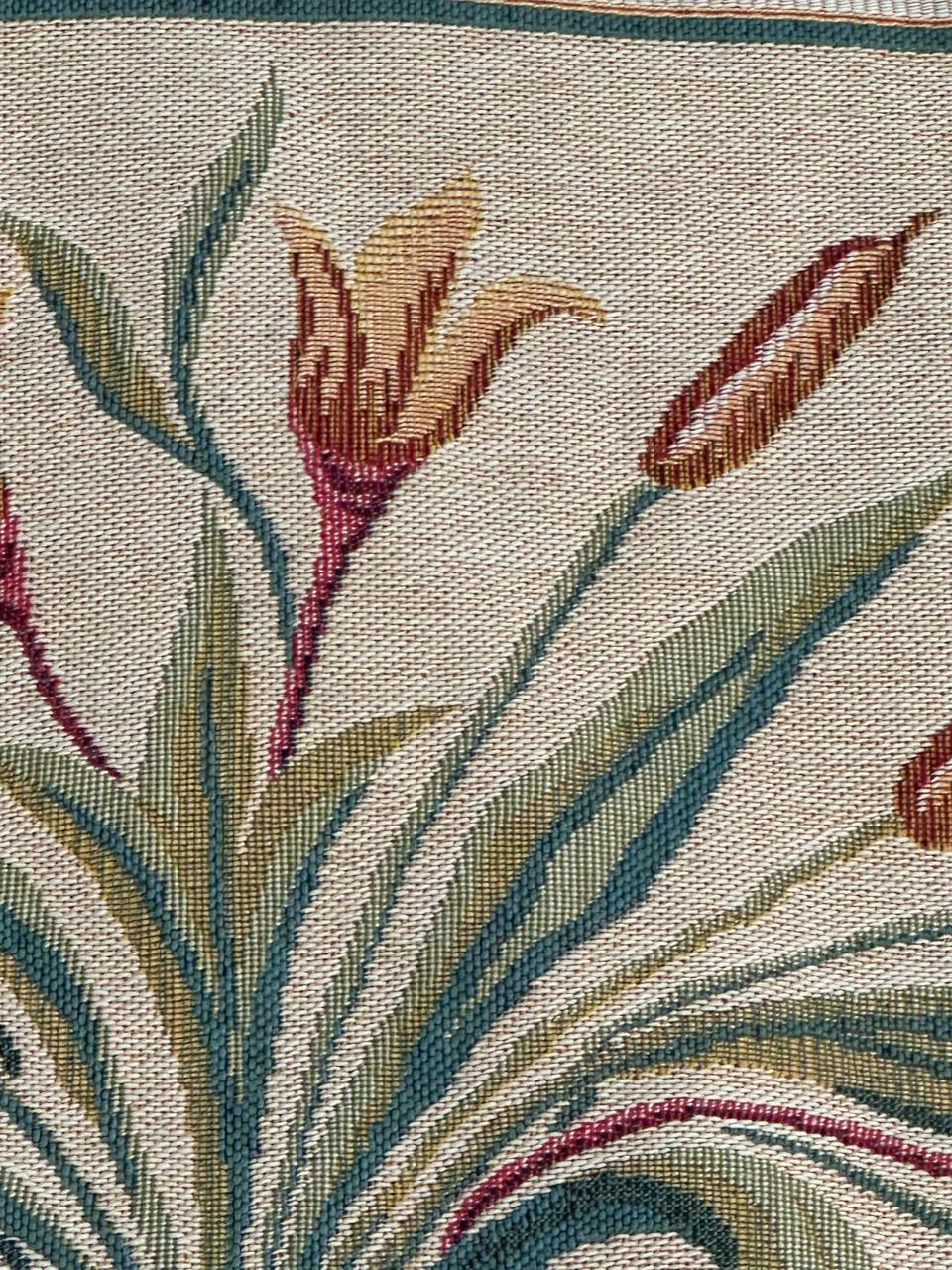 Schöner französischer Jacquard-Wandteppich im Aubusson-Stil mit Paneel im Aubusson-Stil im Angebot 6