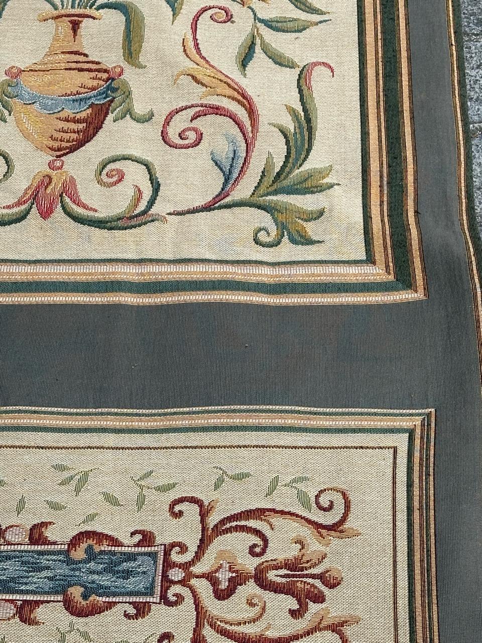 Schöner französischer Jacquard-Wandteppich im Aubusson-Stil mit Paneel im Aubusson-Stil im Angebot 11