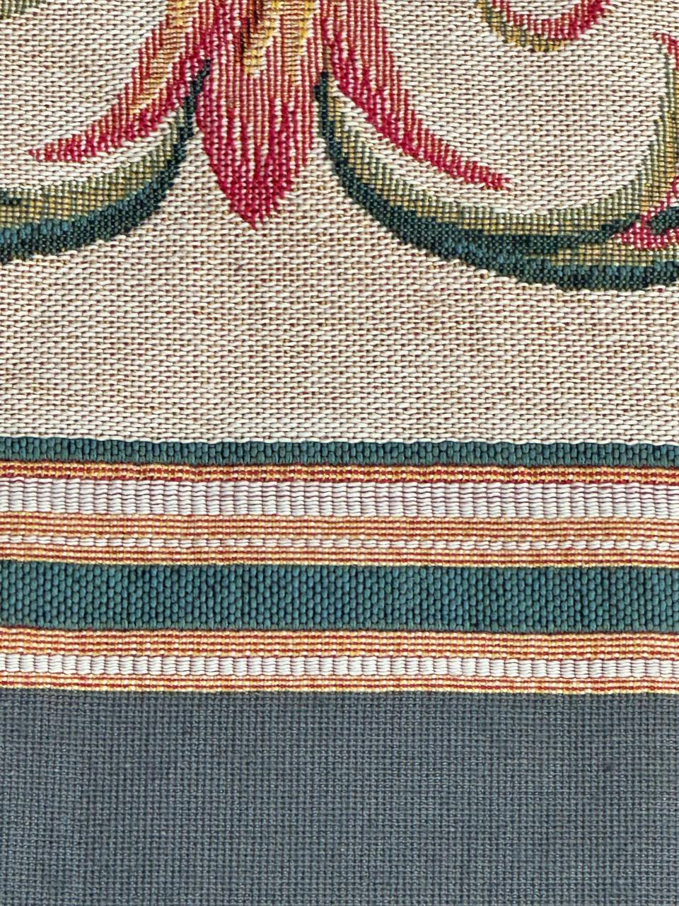 Schöner französischer Jacquard-Wandteppich im Aubusson-Stil mit Paneel im Aubusson-Stil im Angebot 2