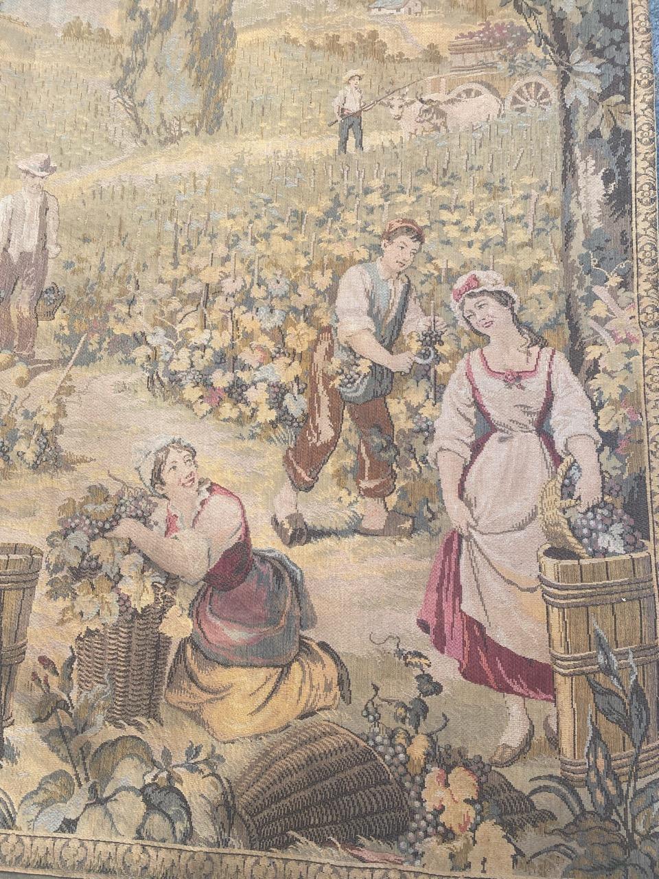 Pretty mid century french tapestry with beautiful rural Picking grapes design and nice colors, mechanical Jaquar manufacturing with wool and cotton.

✨✨✨
