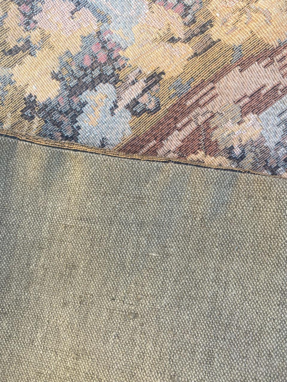 Bobyrug's Nice Vintage Französisch Jaquar Wandteppich im Angebot 13