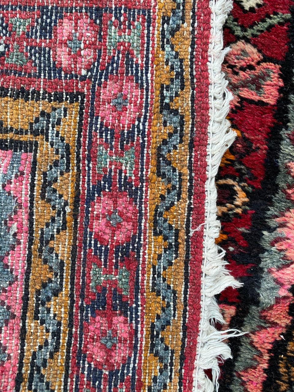 Joli tapis de couloir vintage Hamadan en vente 9