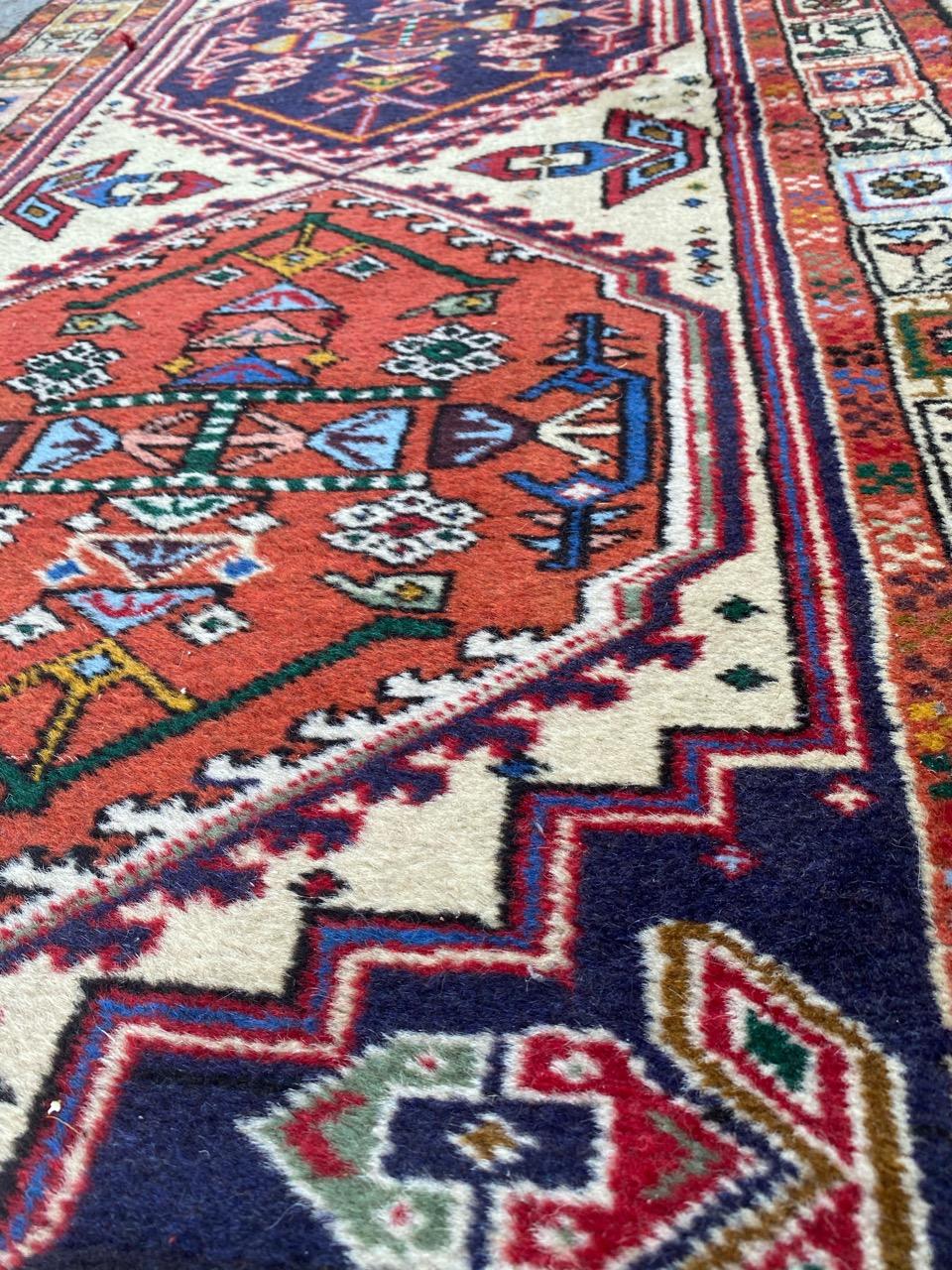 Bobyrug's Nice Vintage Heriz Läufer im Angebot 3