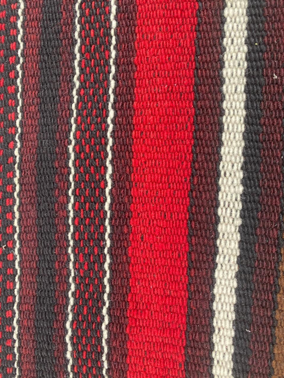 Bonita alfombra vintage Jajim Kilim en venta 3