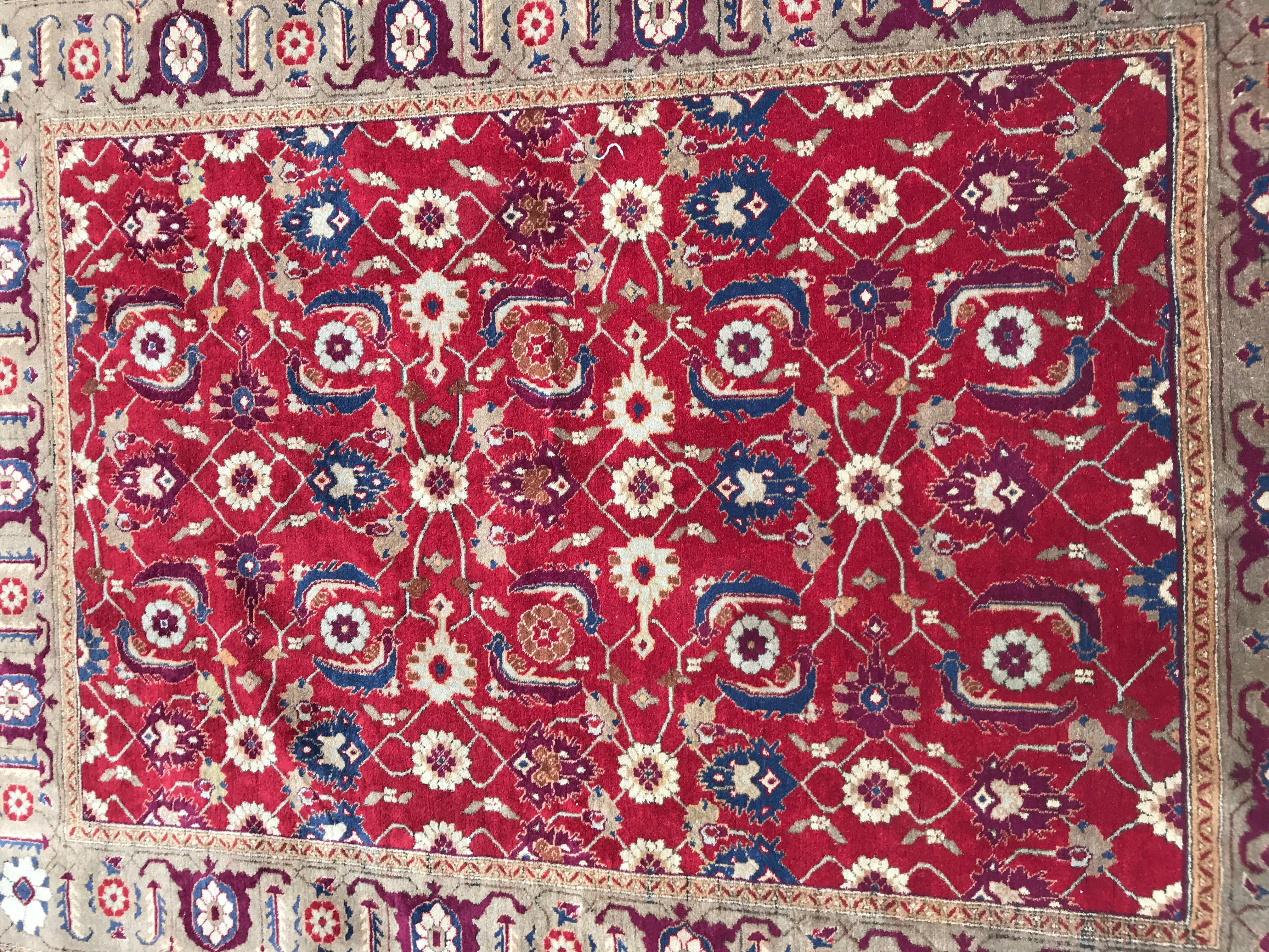 Very beautiful vintage rug from ex URSS, Karabagh region, very fine quality and beautiful colors and design in excellent conditions, entirely and finely hand knotted with wool velvet on cotton foundation.


✨✨✨
