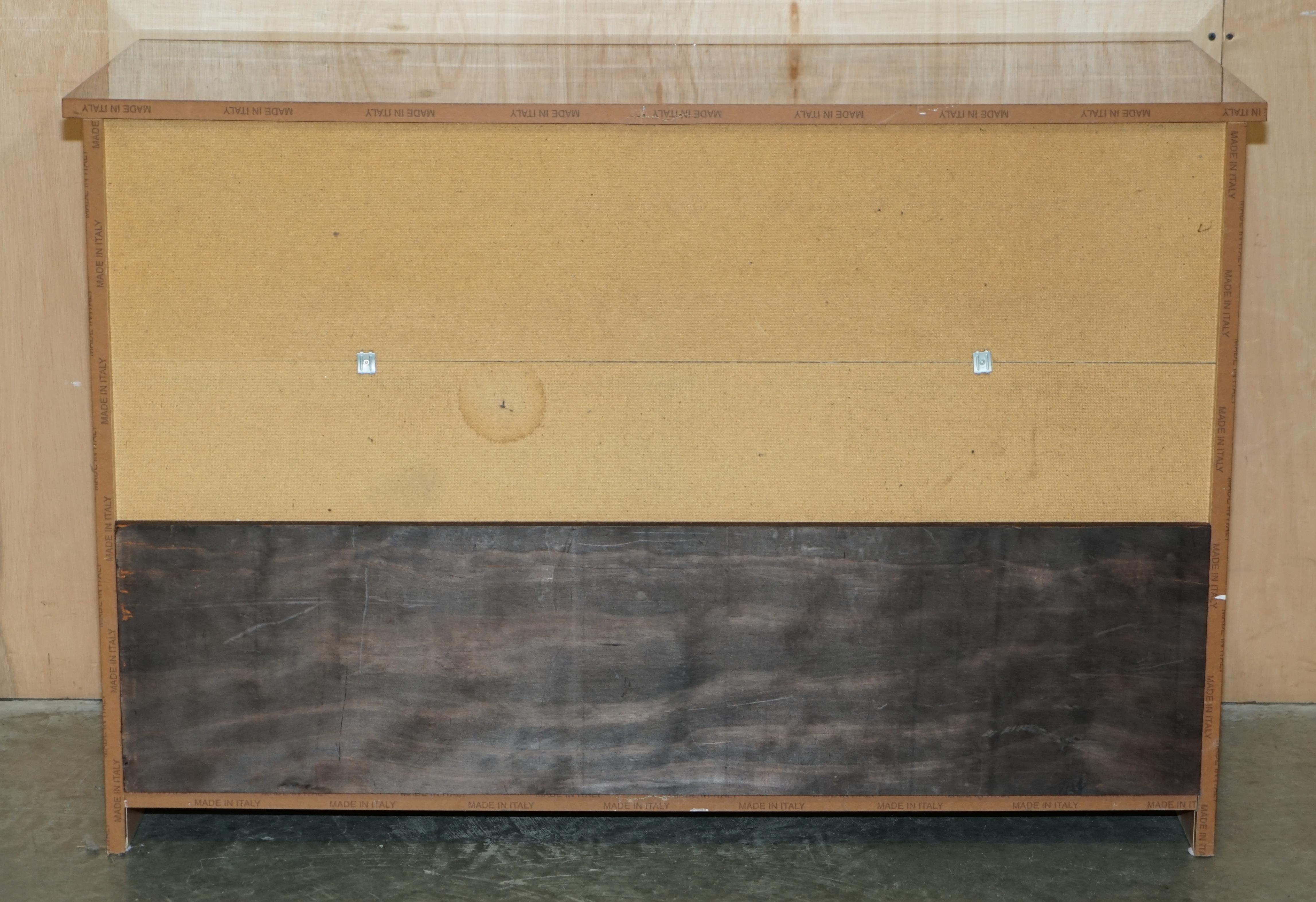 NICE ViNTAGE MADE IN ITALY BURR WALNUT VENEER CHEST OF DRAWERS PART OF A SUITE For Sale 10