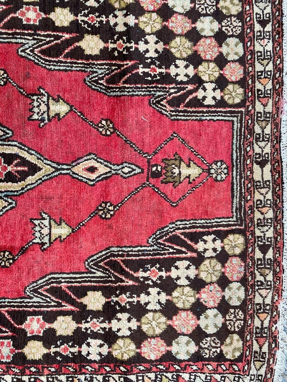 Nice Vintage Mazlaghan Rug In Good Condition For Sale In Saint Ouen, FR