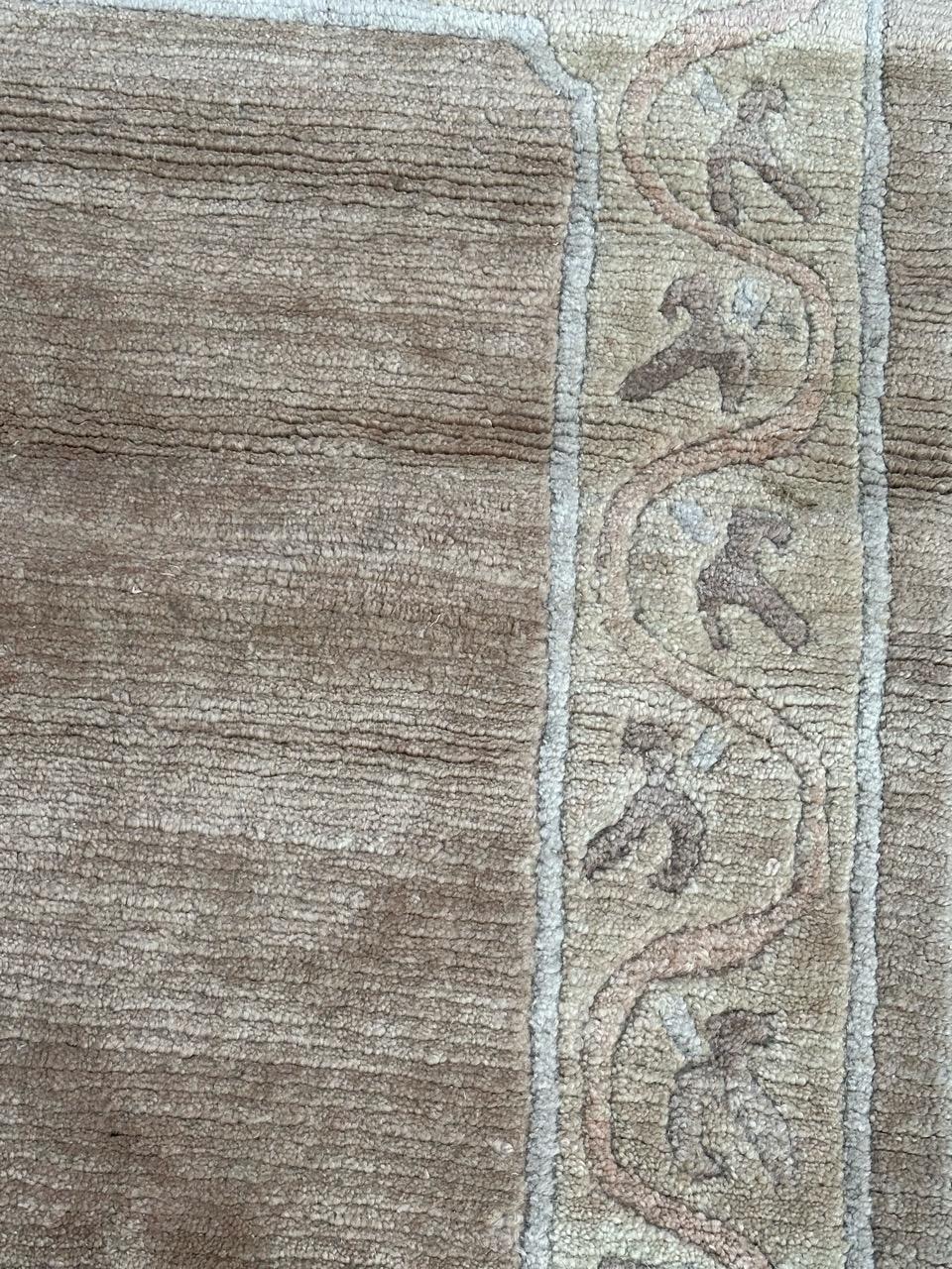 Bellissimo tappeto nepalese dal design moderno e vintage In condizioni buone in vendita a Saint Ouen, FR
