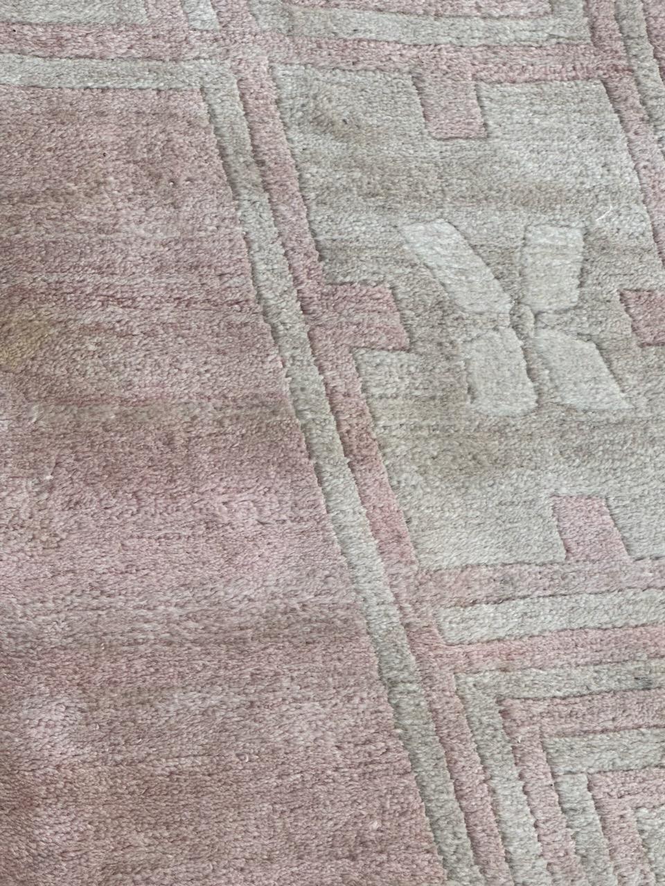 Fine XX secolo Bellissimo tappeto nepalese dal design moderno e vintage in vendita