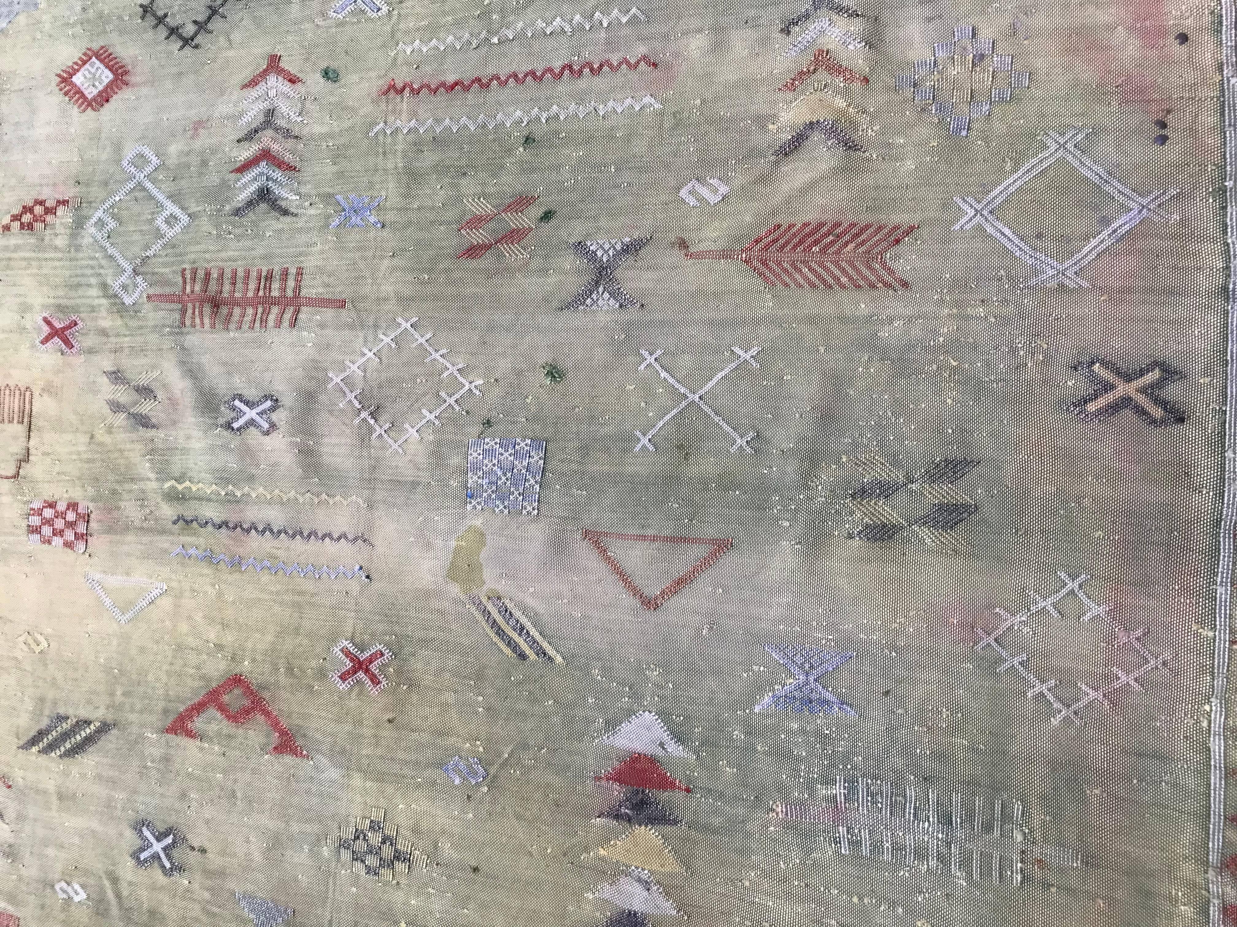 Hand-Woven Bobyrug’s Nice Vintage Native Moroccan Flat Silk Rug For Sale