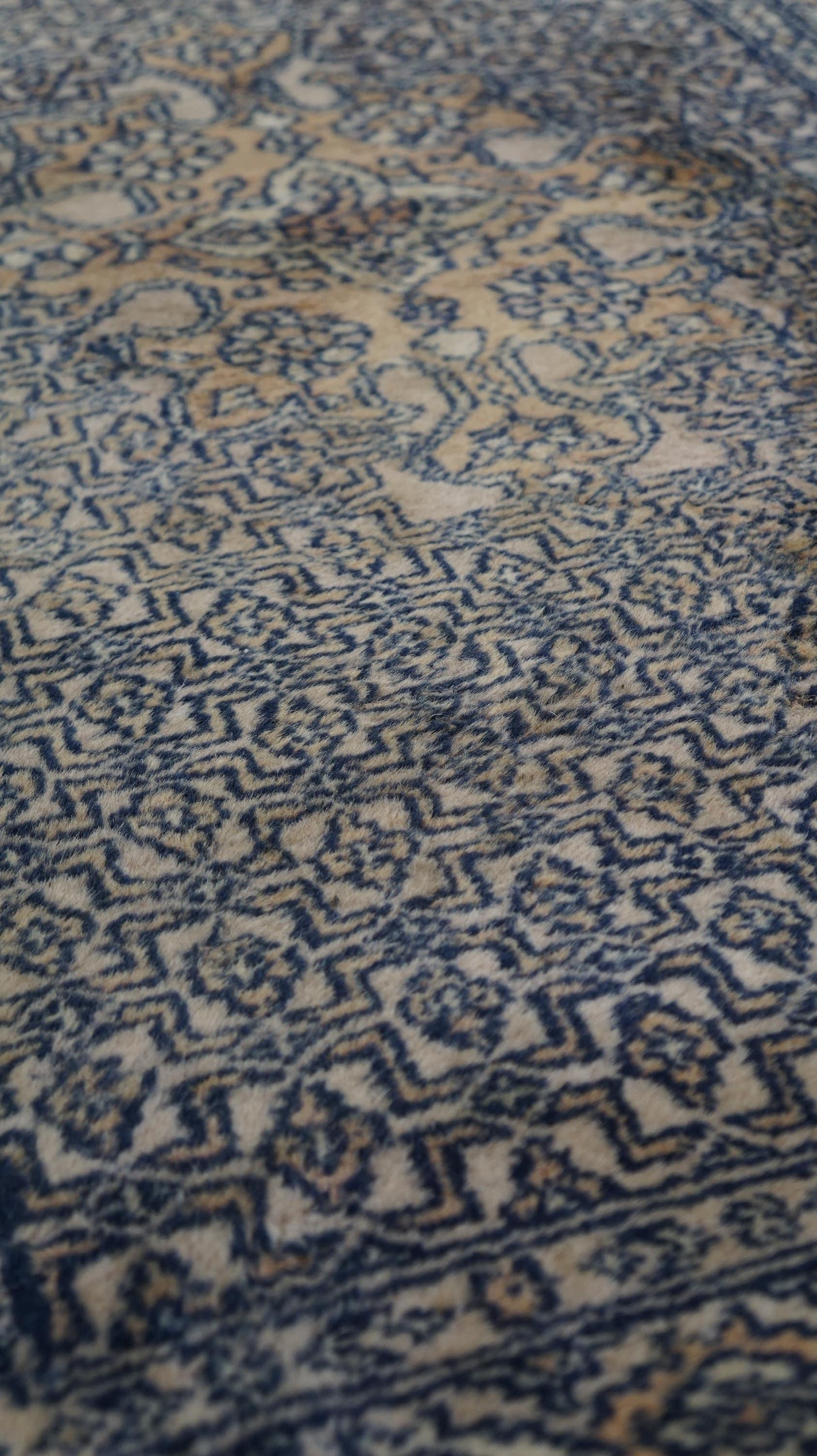 Bonita alfombra oriental vintage en tonos principalmente azules 130x78cm en Bastante bueno estado para la venta en Harderwijk, NL