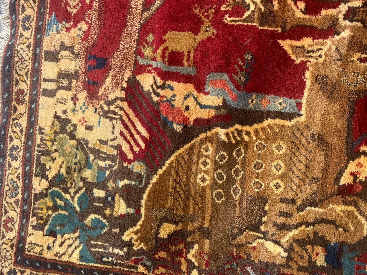 20th Century Nice Vintage Pictural Shiraz Rug For Sale