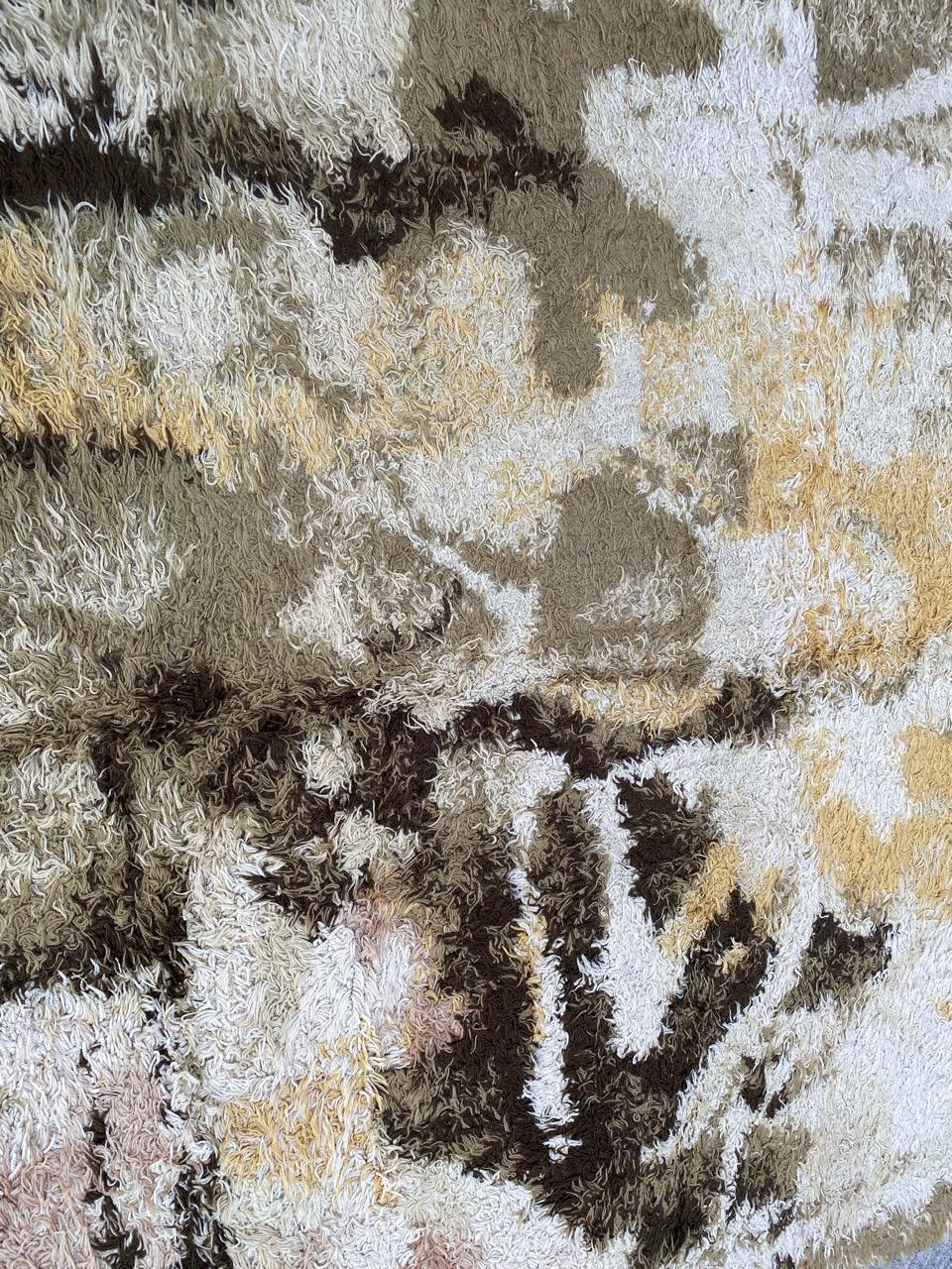 Bobyrugs schöner skandinavischer Vintage-Teppich aus den 1970er Jahren (Skandinavisch) im Angebot