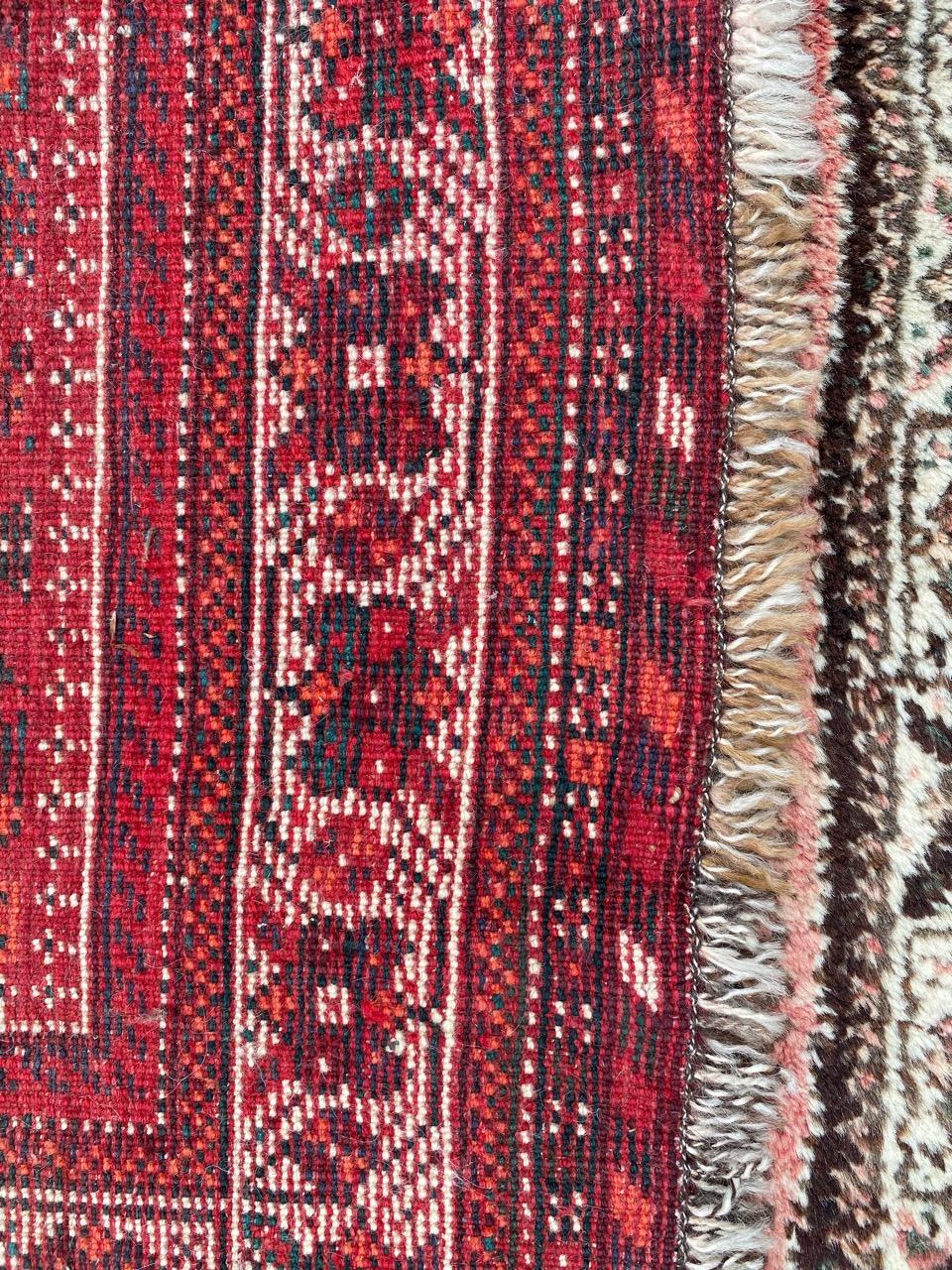 Bobyrug’s Nice Vintage Shiraz Rug For Sale 6