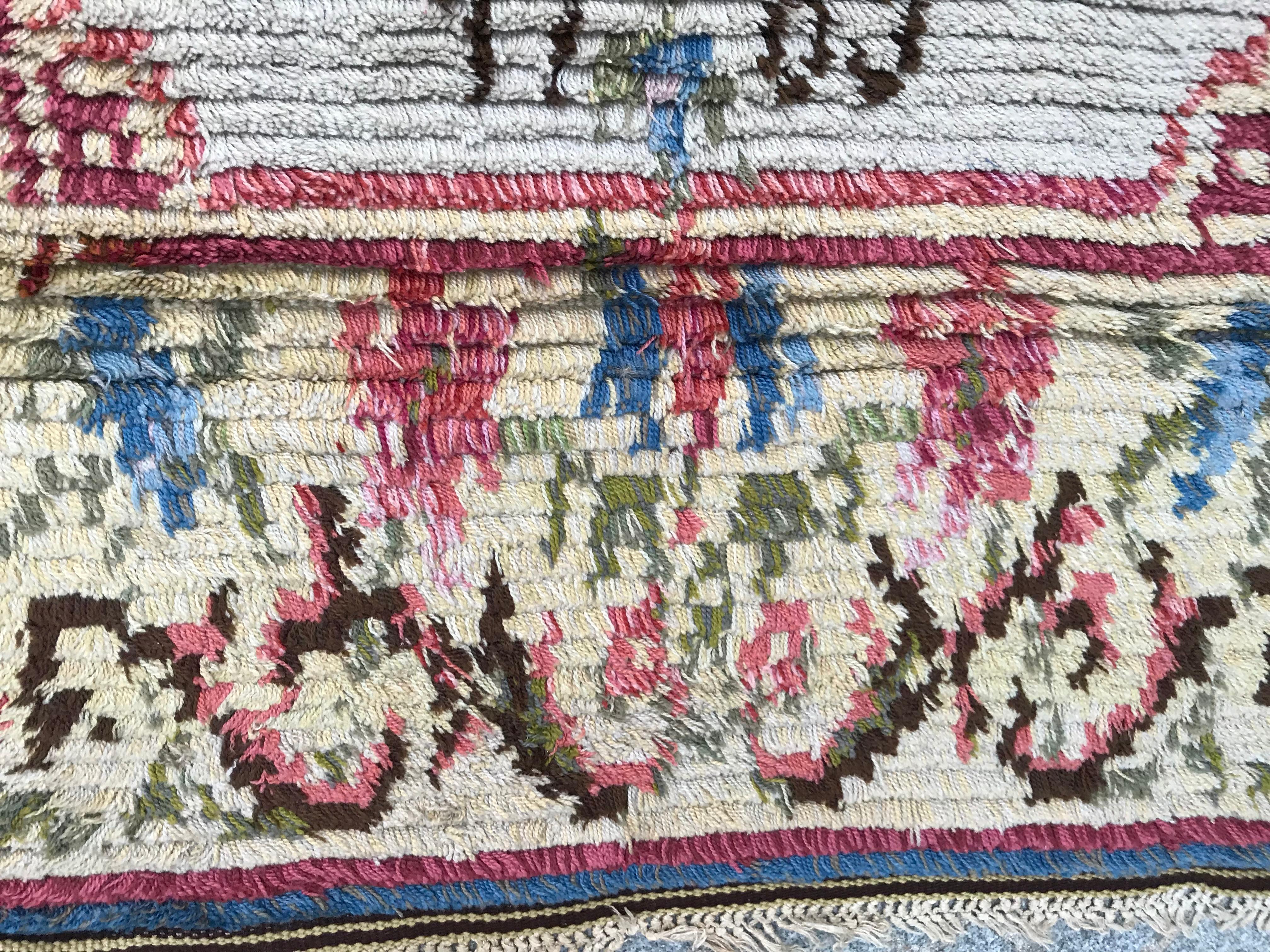 Bobyrug’s Nice Vintage Swedish Tapestry Design Runner For Sale 2