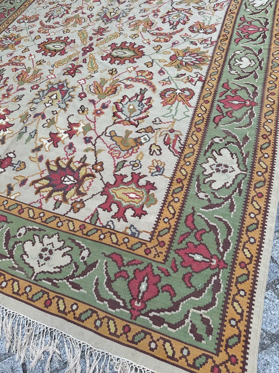 Bobyrug's Schöner transsilvanischer Kelim mit Oushak-Muster (Wolle) im Angebot