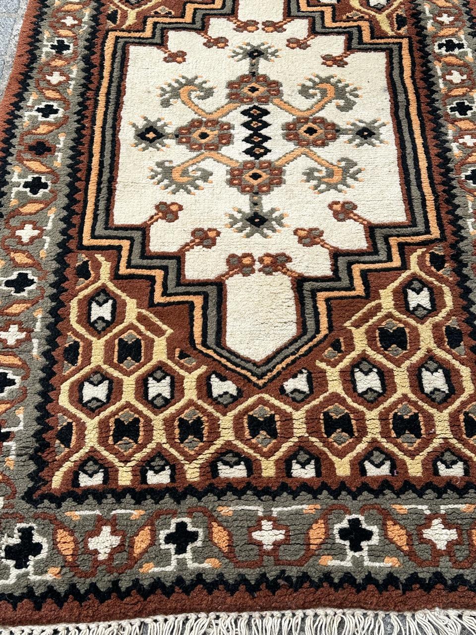 Bellissimo tappeto tribale tunisino vintage in vendita 2
