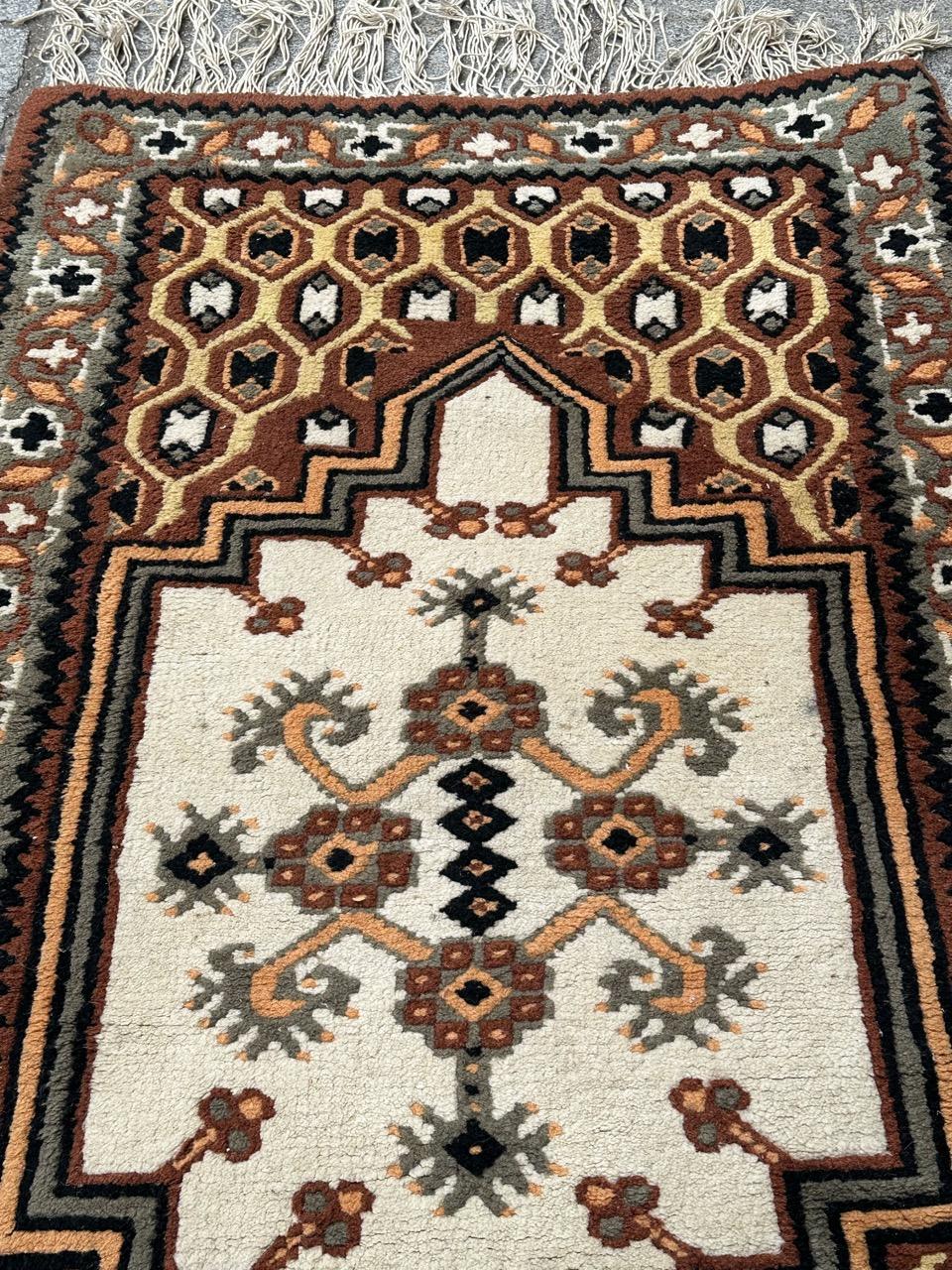 Bellissimo tappeto tribale tunisino vintage in vendita 3