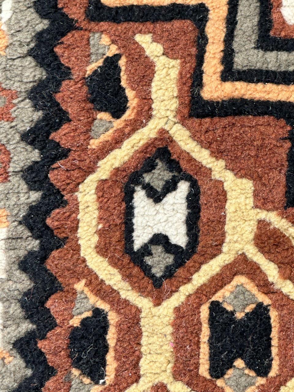 Bellissimo tappeto tribale tunisino vintage in vendita 5
