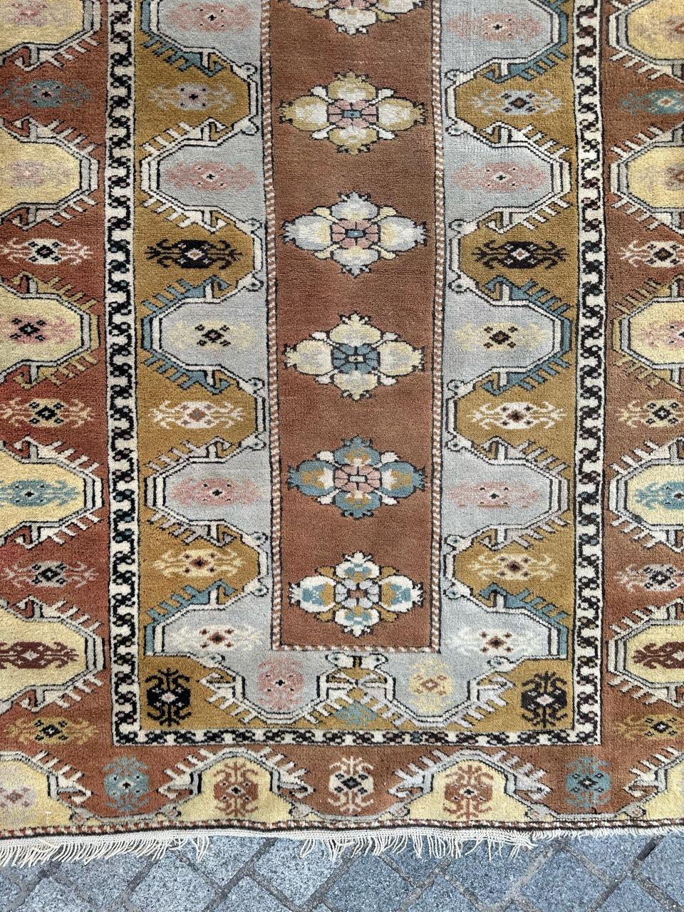 Turco Il bel tappeto turco vintage di Bobyrug in vendita