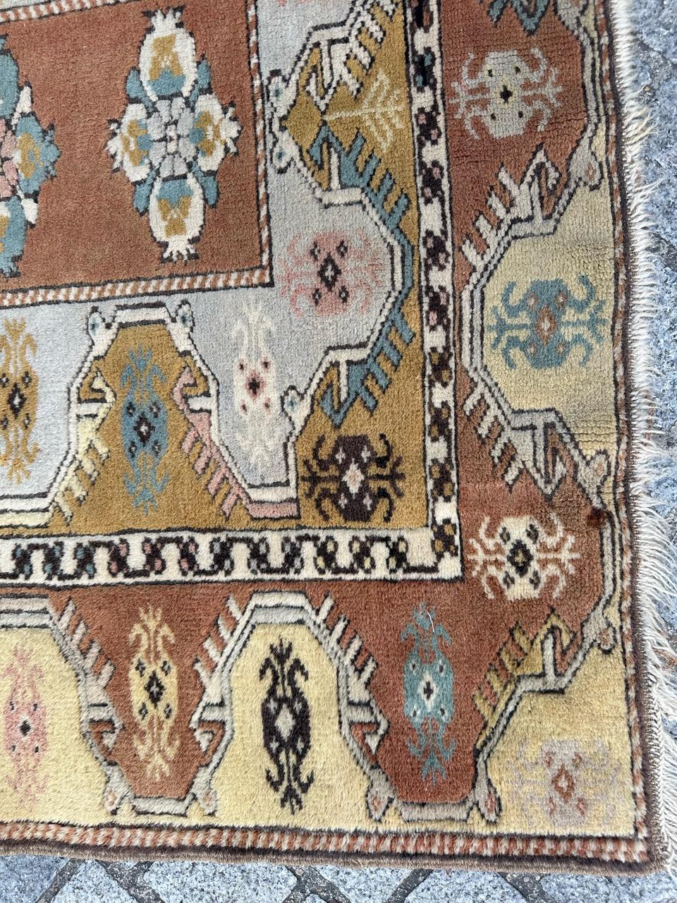 Il bel tappeto turco vintage di Bobyrug In condizioni buone in vendita a Saint Ouen, FR