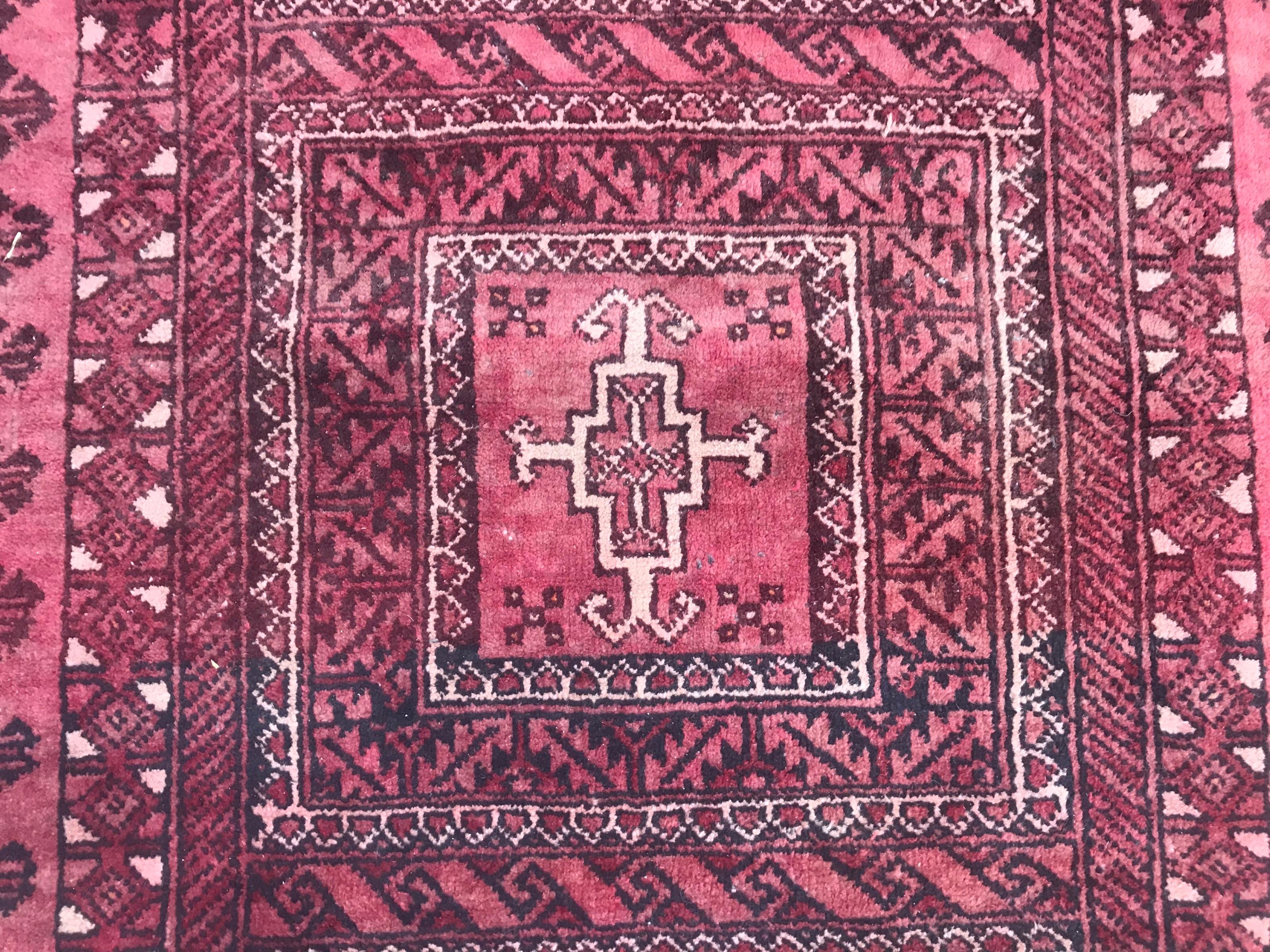 Tribal Beau tapis de baluchon turc vintage en vente