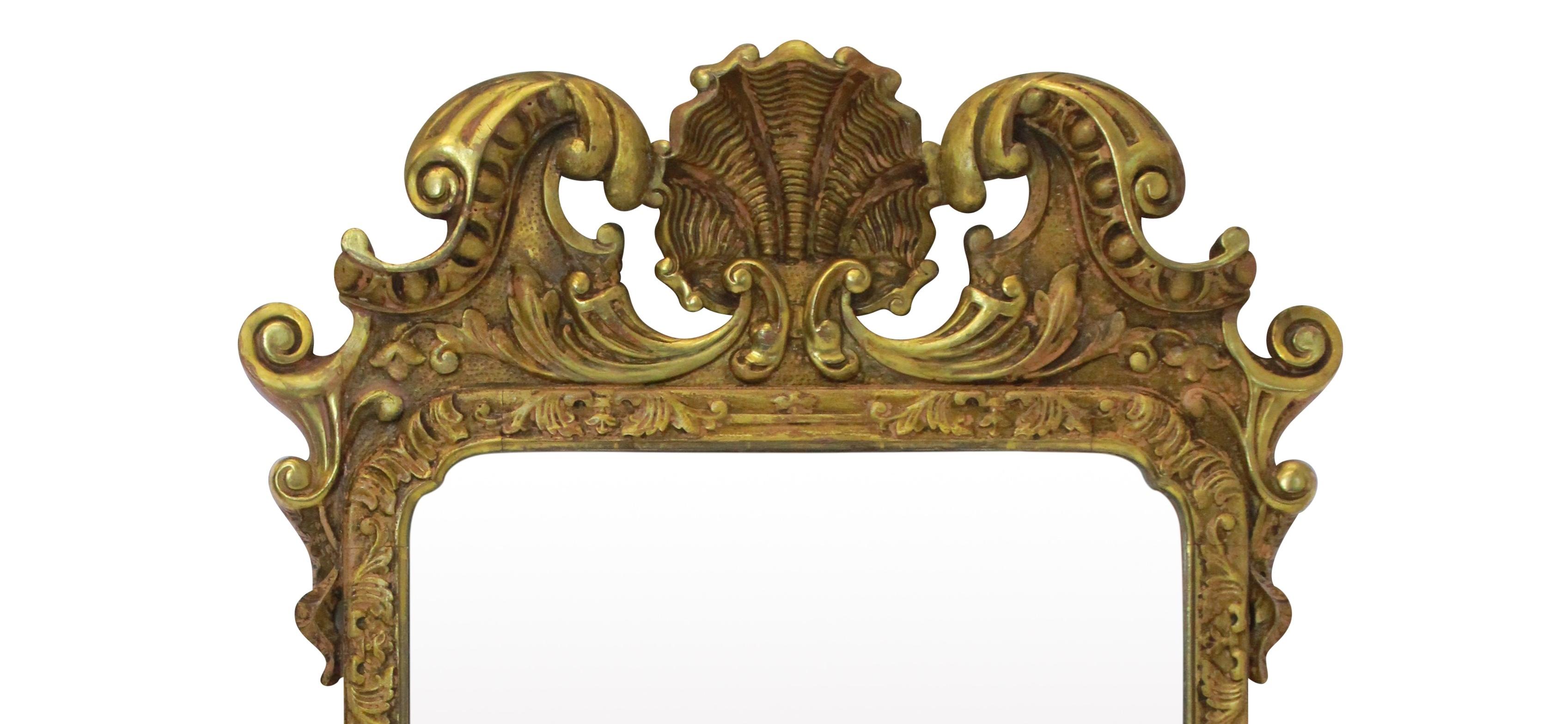 Nicely Carved George III Gilt Wood Mirror In Good Condition In London, GB
