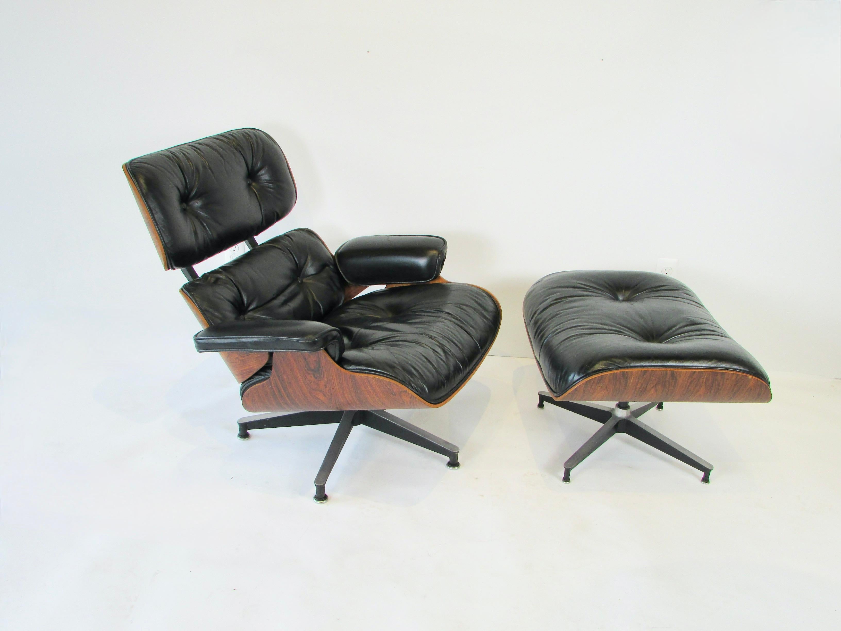 Chaise longue Eames pour Herman Miller Rosewood 670 671 joliment grainée en vente 8