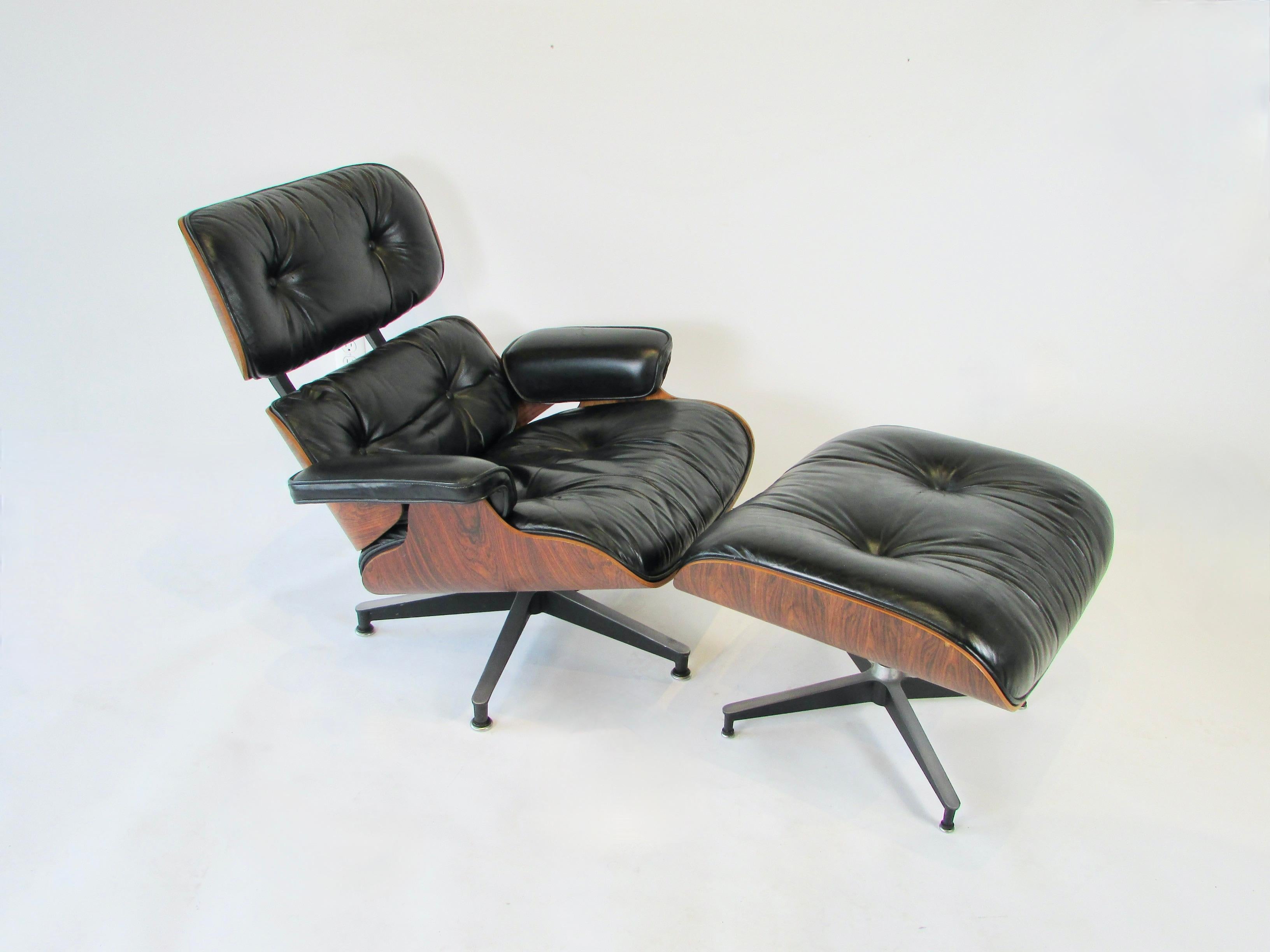 Schön gemaserter Eames for Herman Miller Rosewood 670 671 Lounge Chair w/ Ottoman im Angebot 10