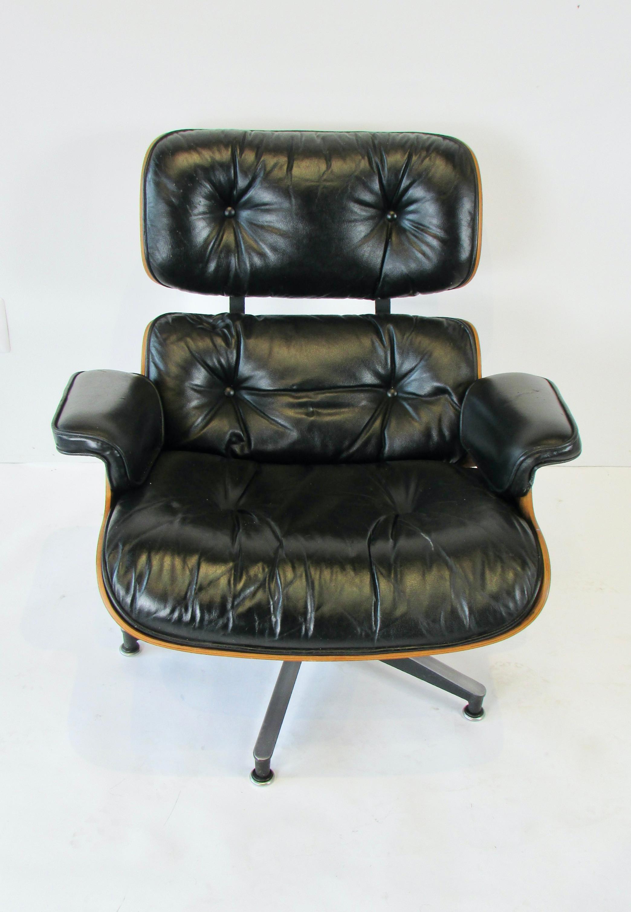 Chaise longue Eames pour Herman Miller Rosewood 670 671 joliment grainée en vente 1