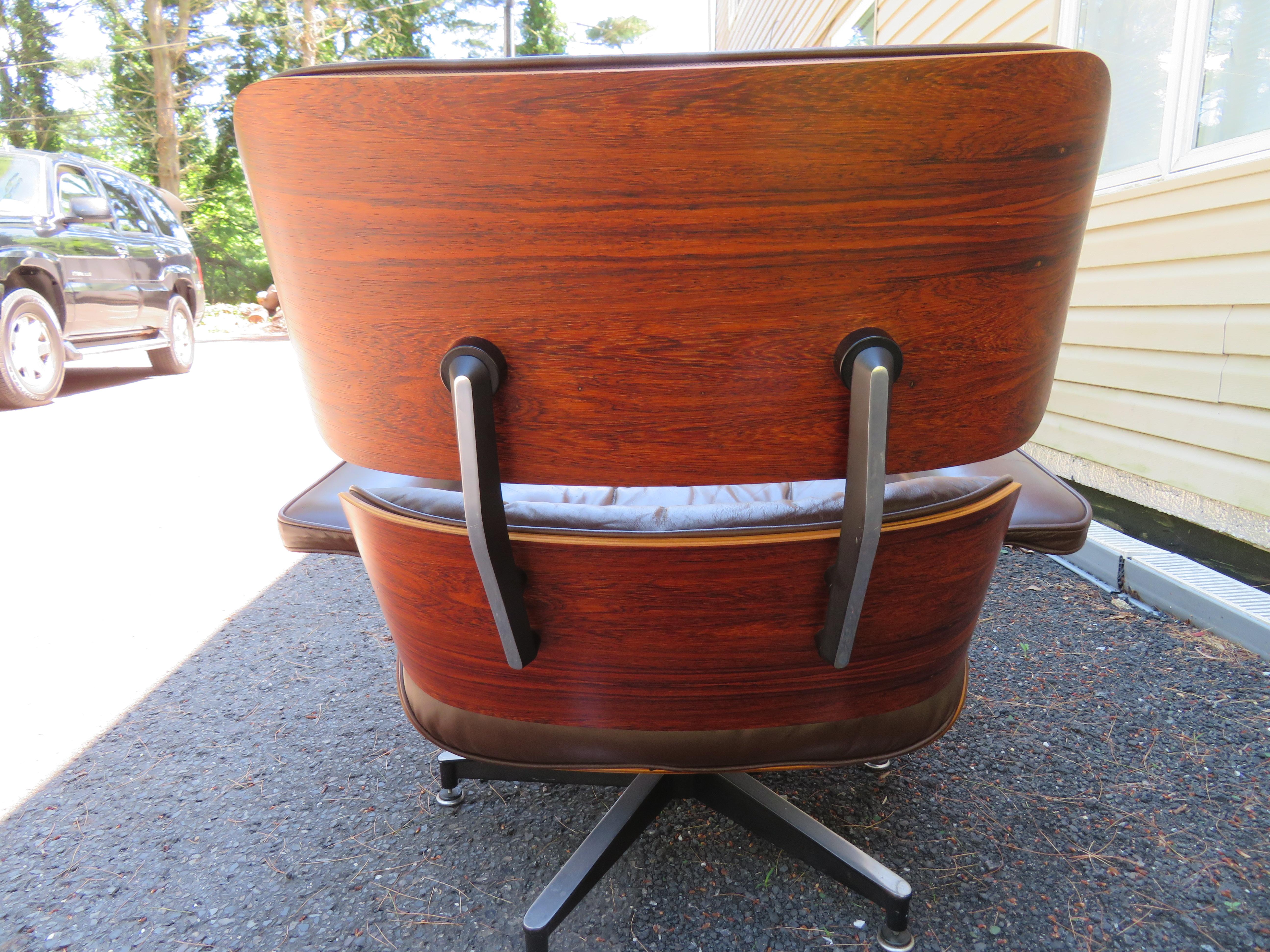American Nicely Grained Eames Herman Miller Rosewood 670 671 Lounge Chair Ottoman Brown