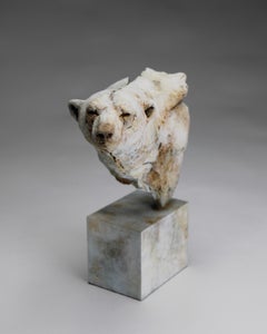 ''Oso Ártico'', Escultura Contemporánea de Bronce Retrato de un Oso Ártico