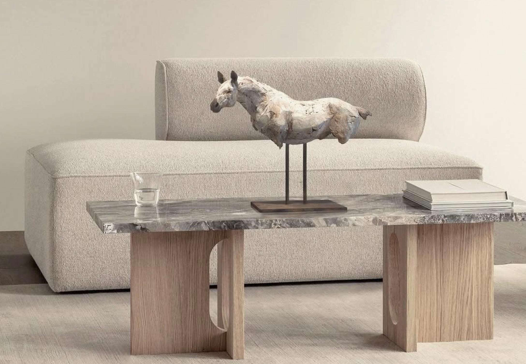 ''Repos avec les Anciens'', Sculpture contemporaine en bronze Portrait d'un cheval en vente 11