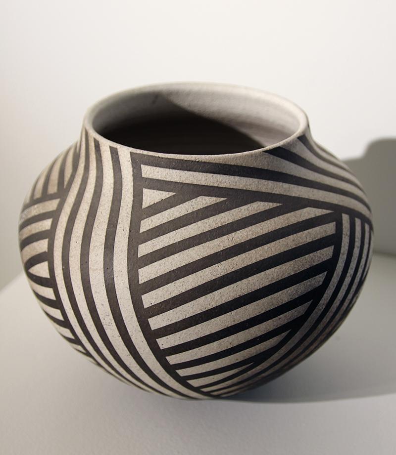 Vintage Ceramic Vessel in Black and Cream Stripes - Sculpture by Nicholas Bernard