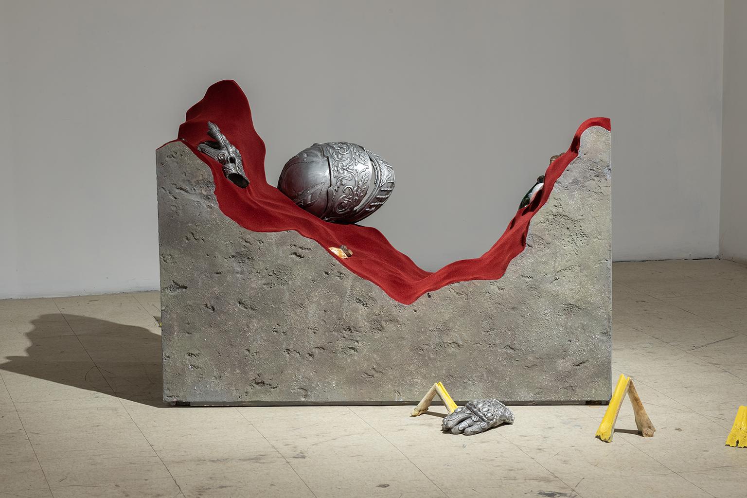 Ausrüstungen (Zeitgenössisch), Sculpture, von Nicholas Crombach