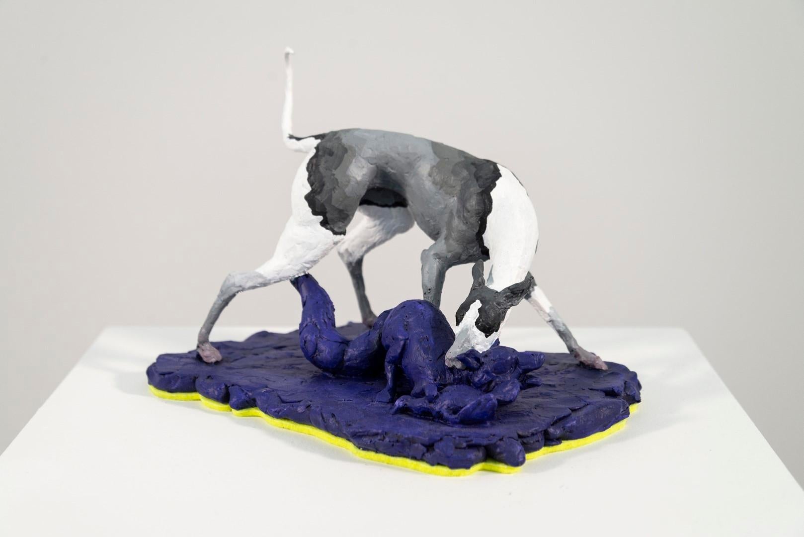 Sabueso 2/8 - gris, blanco, azul, figurativo, perro, fauna, escultura resina en venta 2