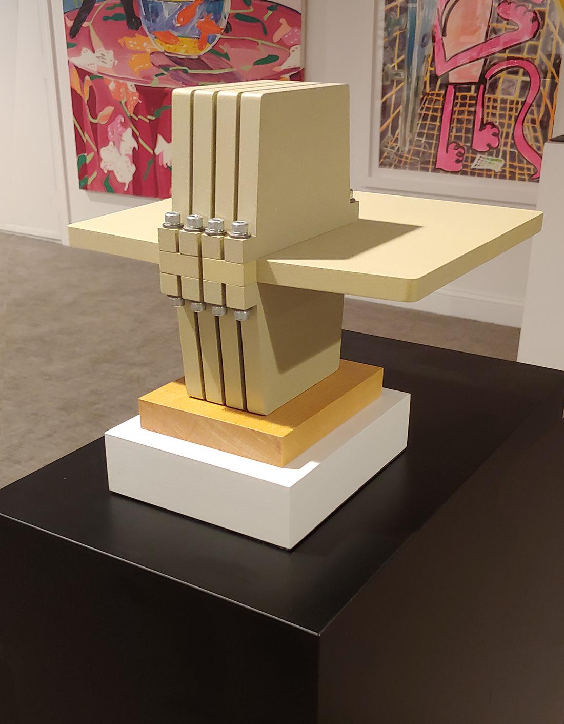Figura adulta emergente: Mostra una grazia raffinata senza presunzione o arroganza. - Sculpture Contemporaneo di Nicholas Cosmo