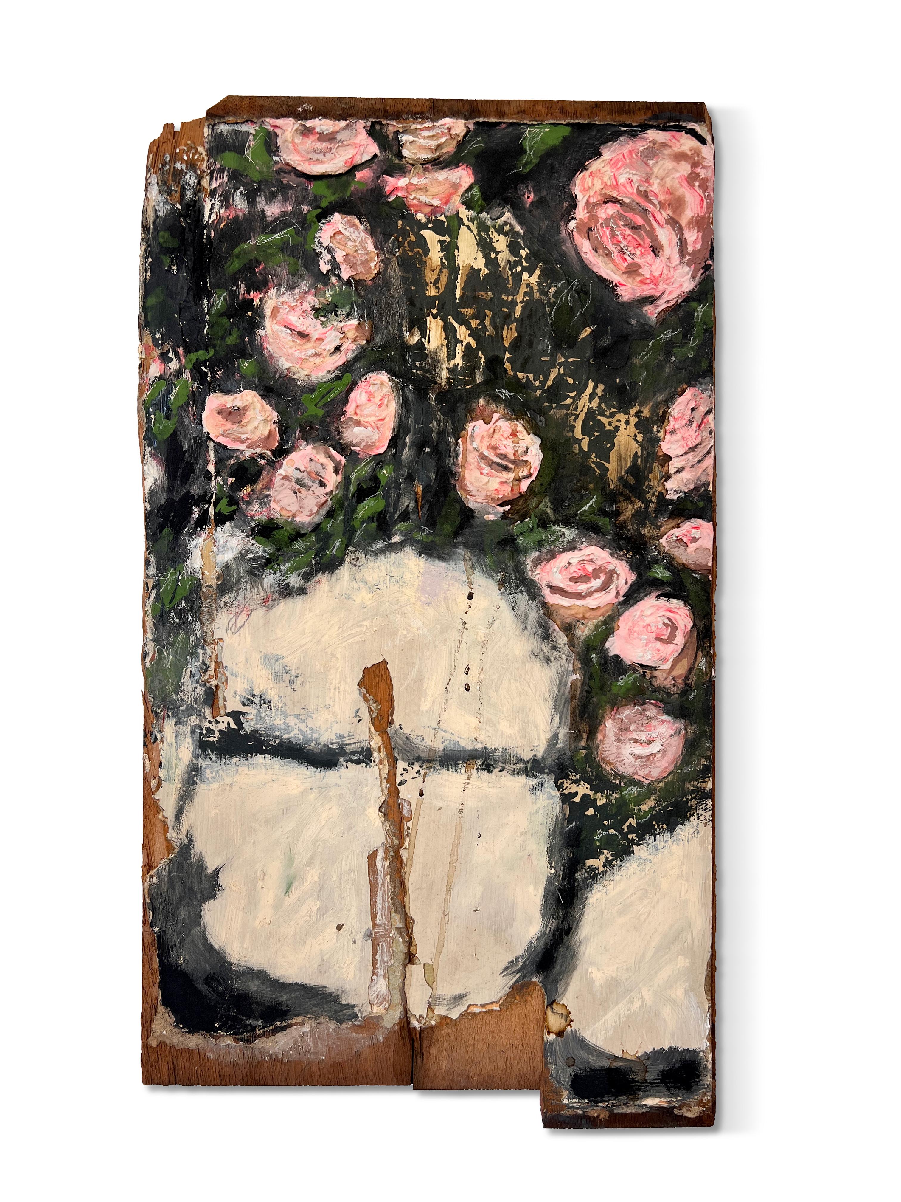 «ove Heads » (abstraite, florale, roses, rose, rustique, vintage, bois antique) - Painting de Nicholas Evans