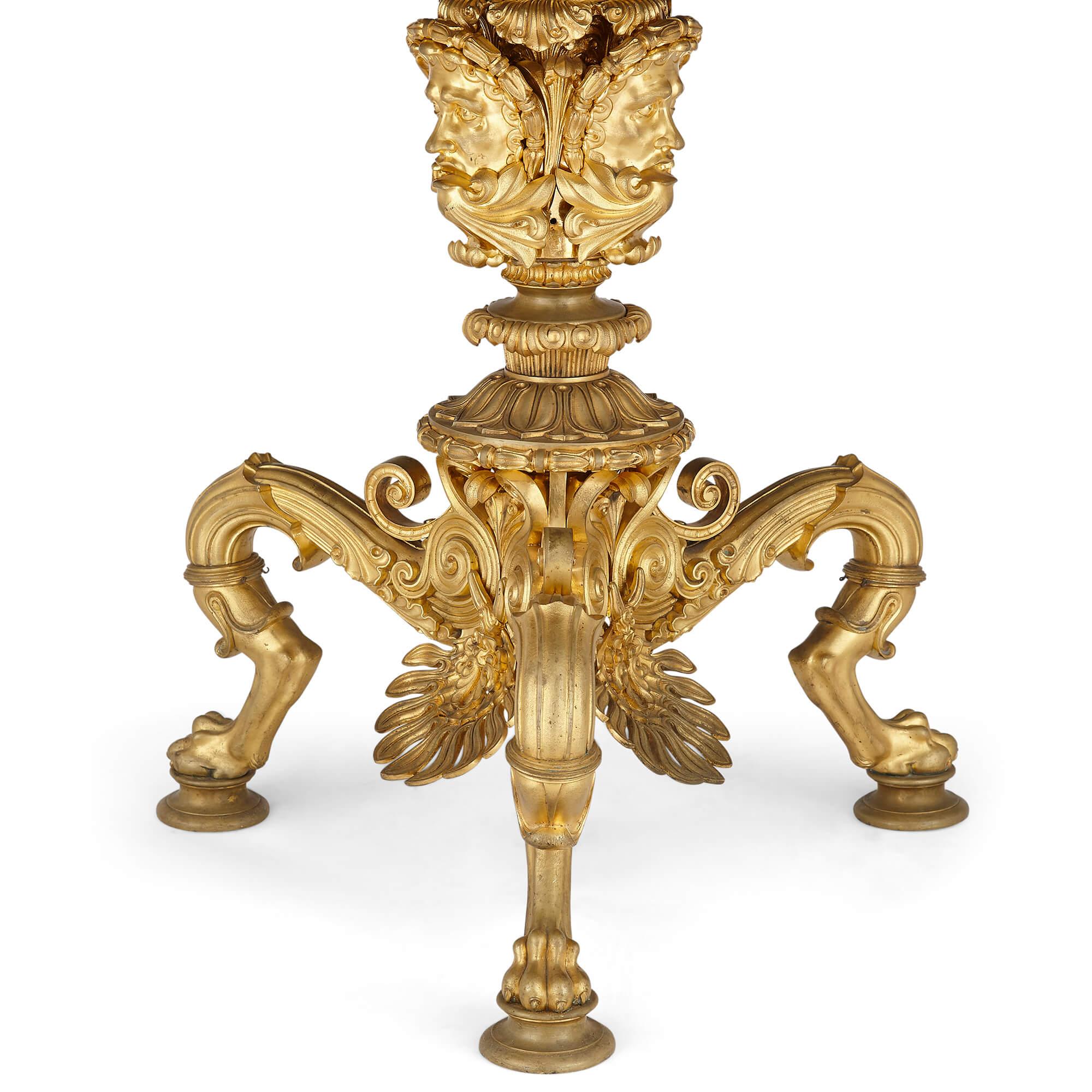 Table d'appoint russe d'époque Napoléon Ier en malachite avec base en bronze doré Bon état - En vente à London, GB