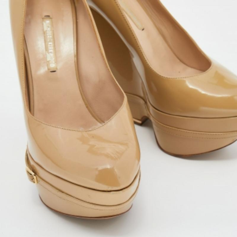 Nicholas Kirkwood escarpins compensés en cuir verni beige taille 38,5 Pour femmes en vente