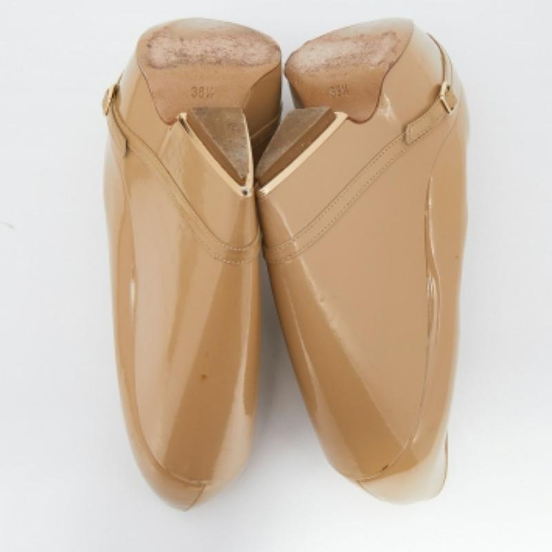 Nicholas Kirkwood escarpins compensés en cuir verni beige taille 38,5 en vente 2